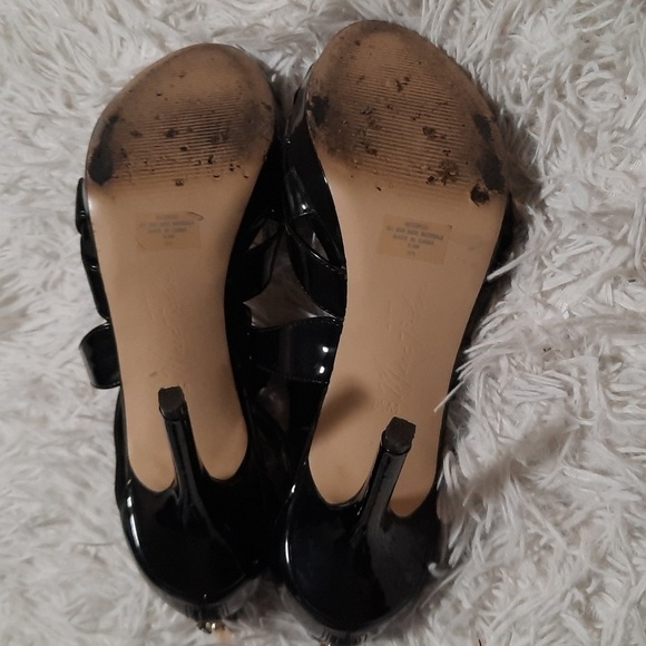 Marc Fisher Shoes - Picture 4 of 12